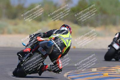 media/Sep-25-2023-Moto Forza (Mon) [[81ffa65e0a]]/B-C Group/Session 4 (Turn 2 Backside)/